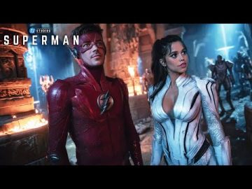 SUPERMAN 2 The Flash Returns To DC